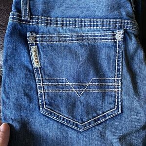 Cinch jeans